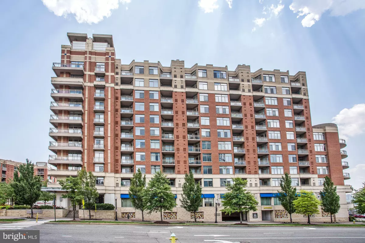 Arlington, VA 22202,3600 GLEBE RD S #302W