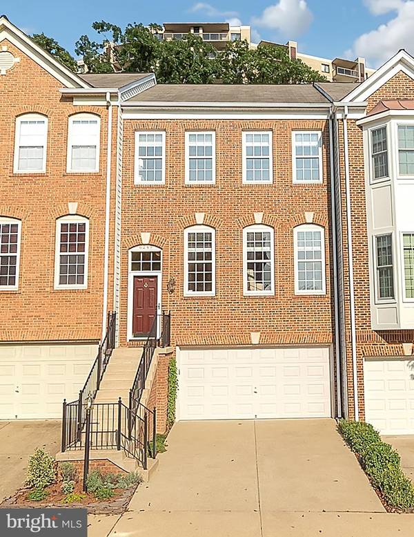 6249 SPLIT CREEK LN, Alexandria, VA 22312