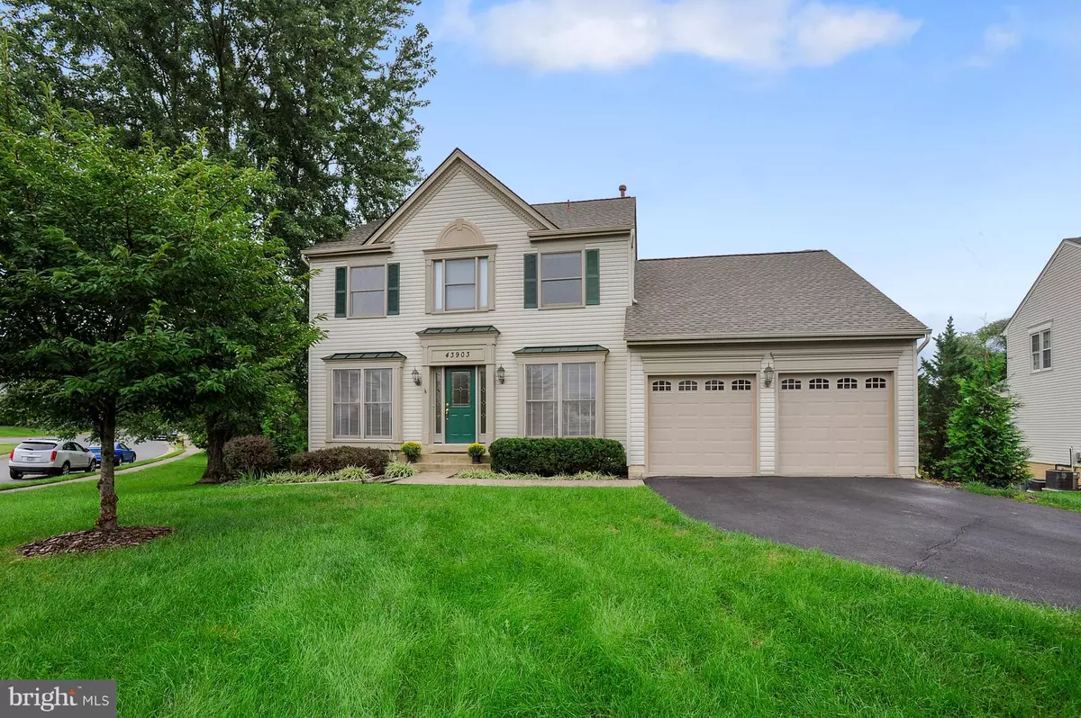 Ashburn, VA 20147,43903 GLENHAZEL DR