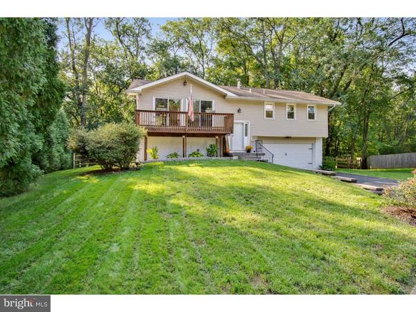 501 FARADAY RD, Hockessin, DE 19707