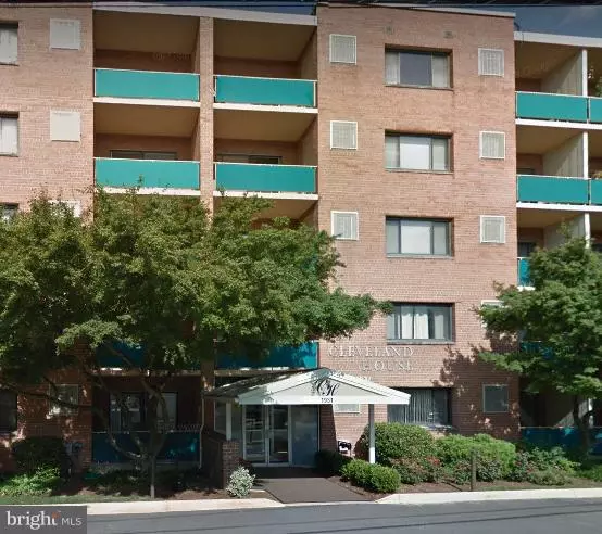 1931 N CLEVELAND ST #301, Arlington, VA 22201