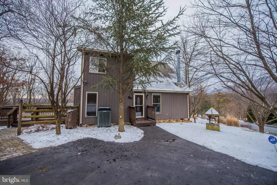 373 LOOKOUT RDG, Hedgesville, WV 25427