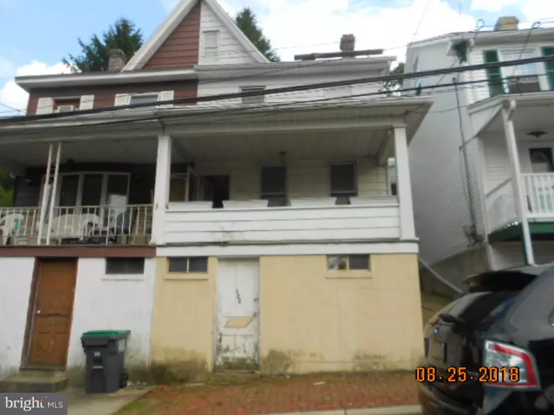 122 ORWIGSBURG ST, Tamaqua, PA 18252