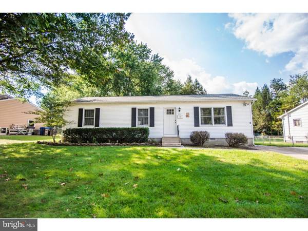 1113 LAMBERT DR, Westampton, NJ 08060