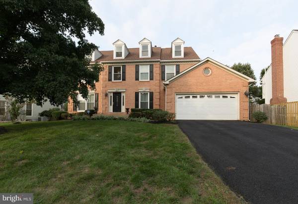 1328 SUMMERFIELD DR, Herndon, VA 20170