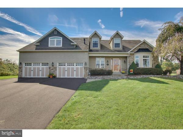 6 BURKE CIR, Doylestown, PA 18901