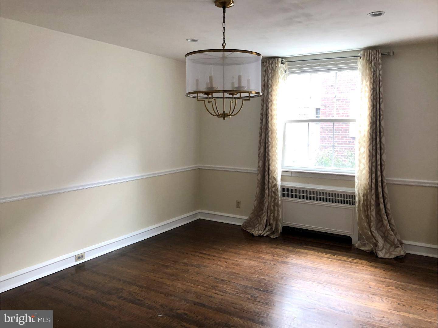 Bala Cynwyd, PA 19004,166 N LATCHES LN