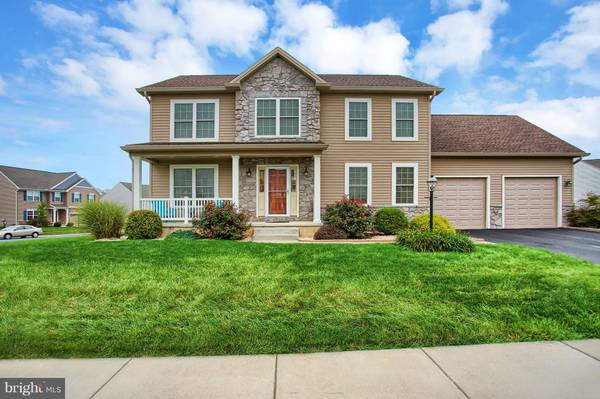 1781 EMPRESS DR, Mechanicsburg, PA 17055