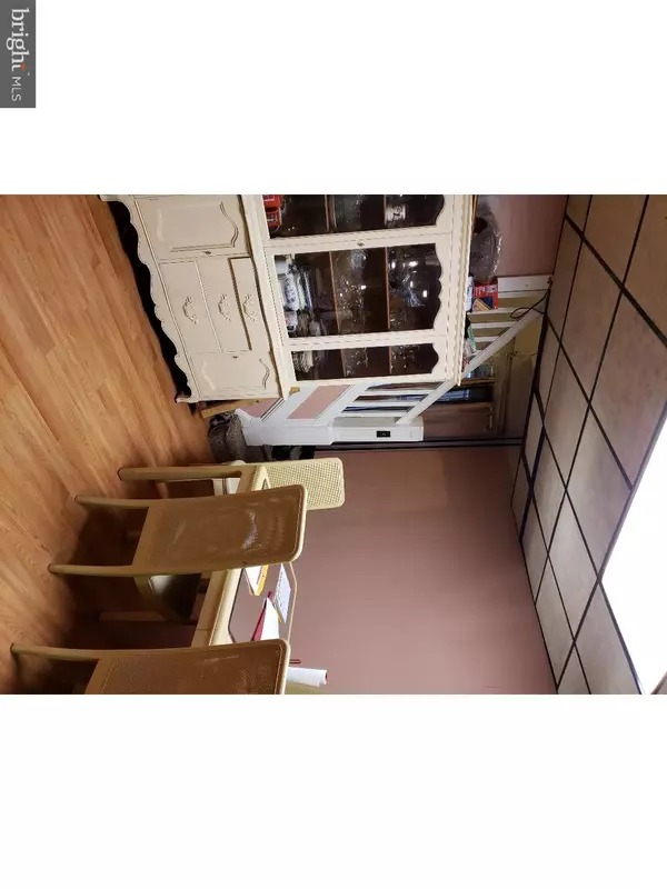 Trenton, NJ 08638,42 VINE ST
