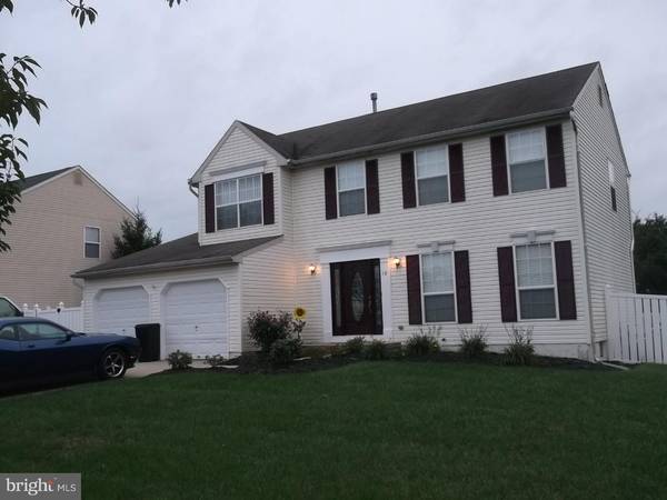 10 AZALEA DR, Gloucester Twp, NJ 08081