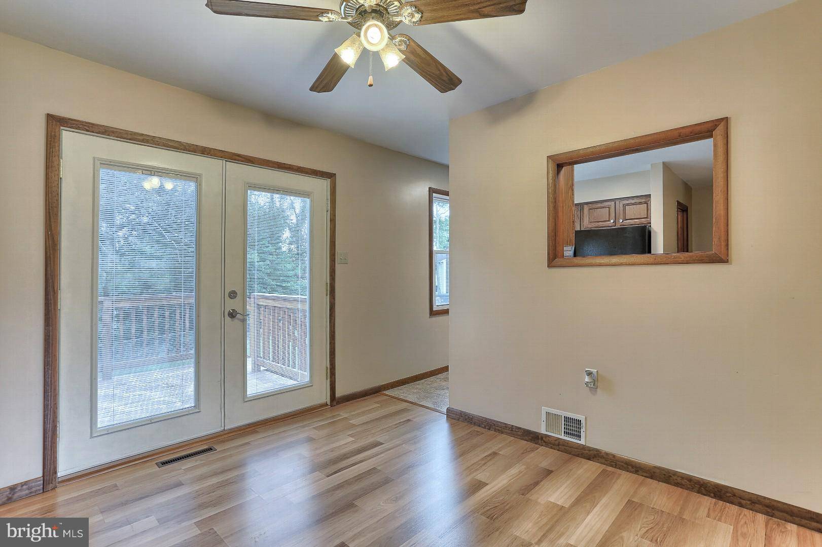 Etters, PA 17319,40 SHAMROCK LN