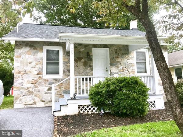 65 MAYTOWN AVE, Elizabethtown, PA 17022