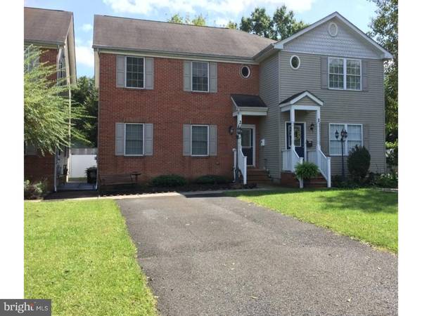 2 RAILROAD AVE, Bordentown, NJ 08505