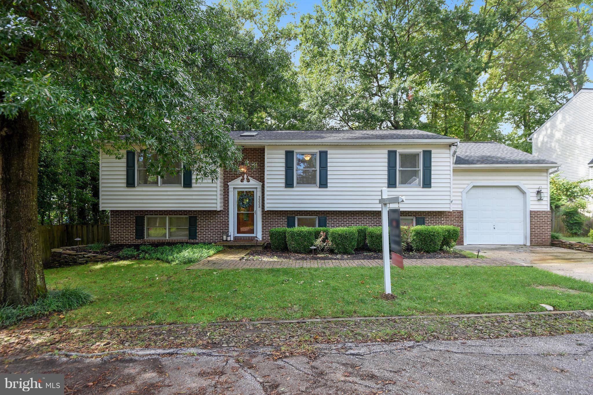 3235 LAKE AVE, Annapolis, MD 21403