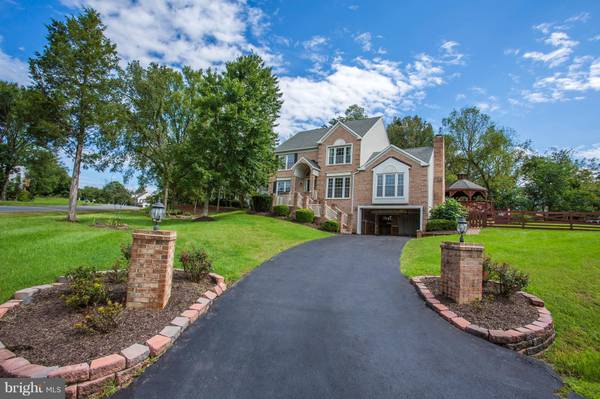 6751 GRAY POST CT, Centreville, VA 20121