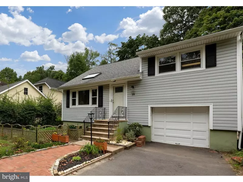 18 BERRIEN AVE, Princeton Junction, NJ 08550