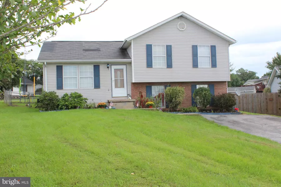 23 MAGNOLIA TER, Martinsburg, WV 25404