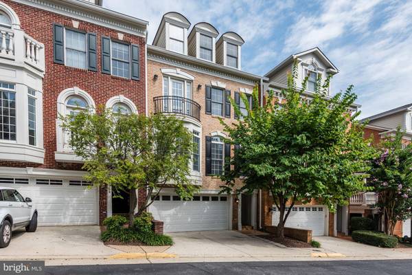 7752 LEGERE CT #29, Mclean, VA 22102