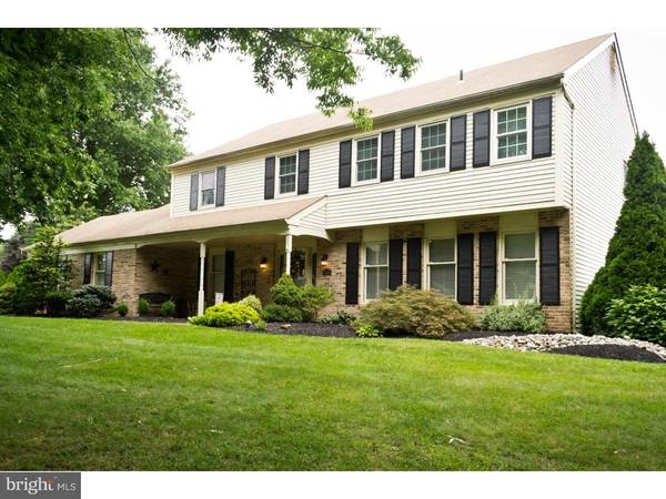 1356 LEXINGTON DR, Yardley, PA 19067