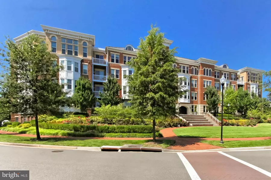 400 CAMERON STATION BLVD #106, Alexandria, VA 22304