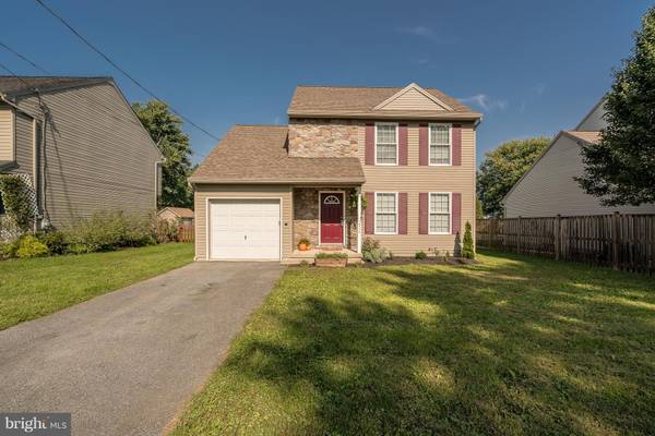 214 WALNUT ST, Bainbridge, PA 17502