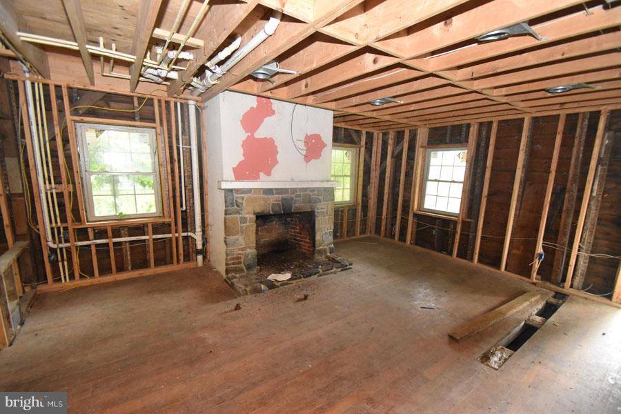 Aberdeen, MD 21001,303-A IRISH LN