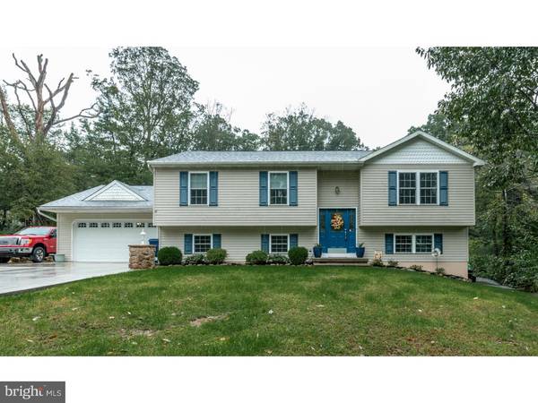 421 MOHAVE DR, Auburn, PA 17922