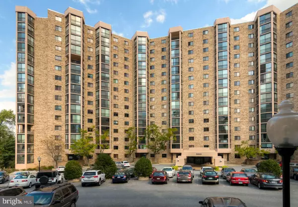 5901 MOUNT EAGLE DR #203, Alexandria, VA 22303