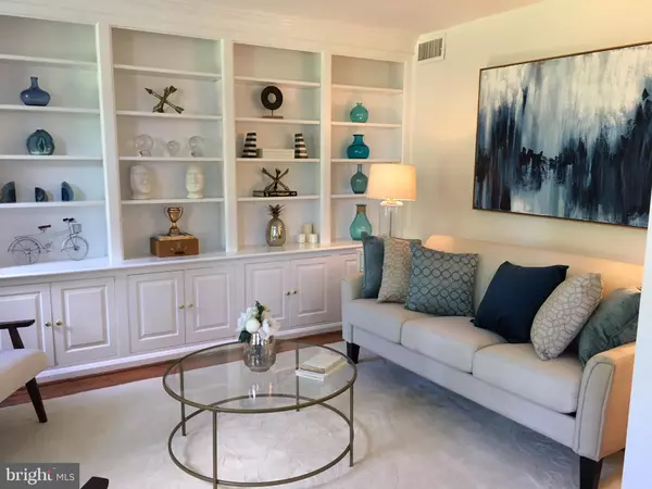 Washington, DC 20016,3823 RODMAN NW #A19