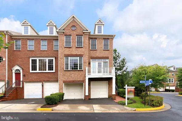 12219 SILVER CYPRESS TER, Fairfax, VA 22030