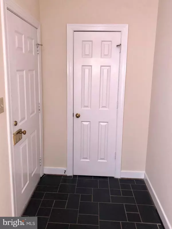 Fredericksburg, VA 22401,823-E COLLEGE AVE