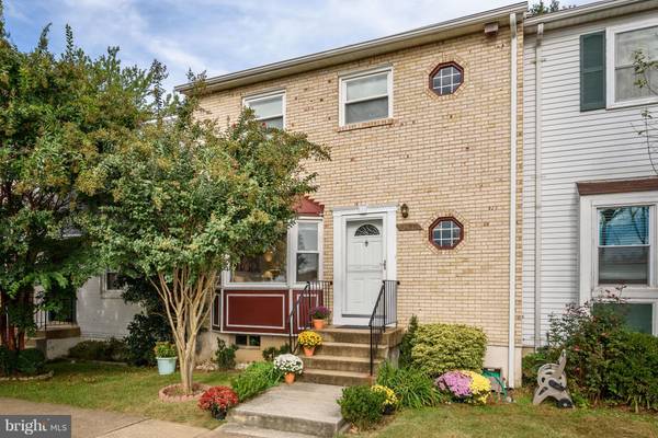 3025 WHITE BIRCH CT, Fairfax, VA 22031