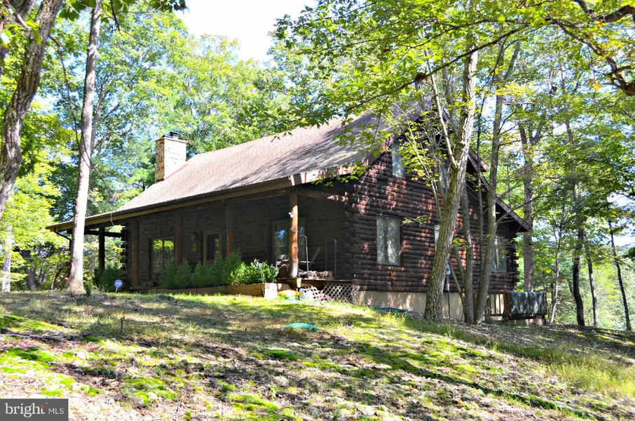 279 RURAL RETREAT LN, Great Cacapon, WV 25422