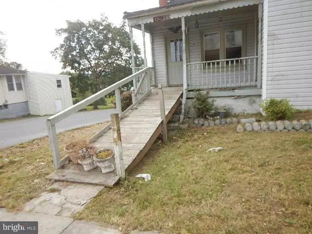 700 HIGH ST, Martinsburg, WV 25401