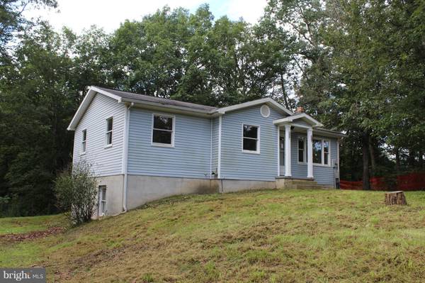 4270 SPOHRS RD., Berkeley Springs, WV 25411