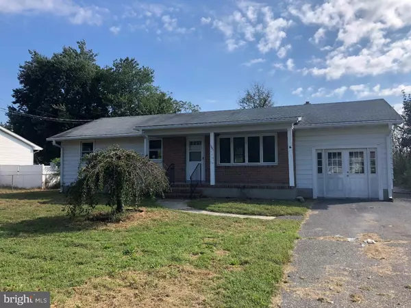 1081 RAE DR, Vineland, NJ 08360