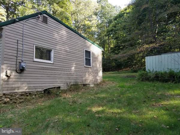 Mount Holly Springs, PA 17065,70 CEDAR ST