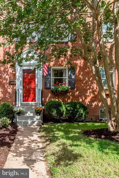 1725 CAMERON ST, Alexandria, VA 22314