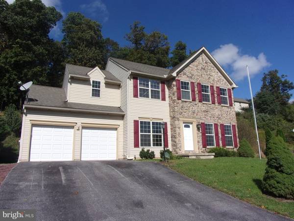 Jacobus, PA 17407,121 FARMINGTON DR