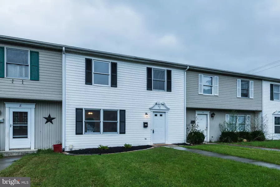 6 TRINE AVE, Mount Holly Springs, PA 17065