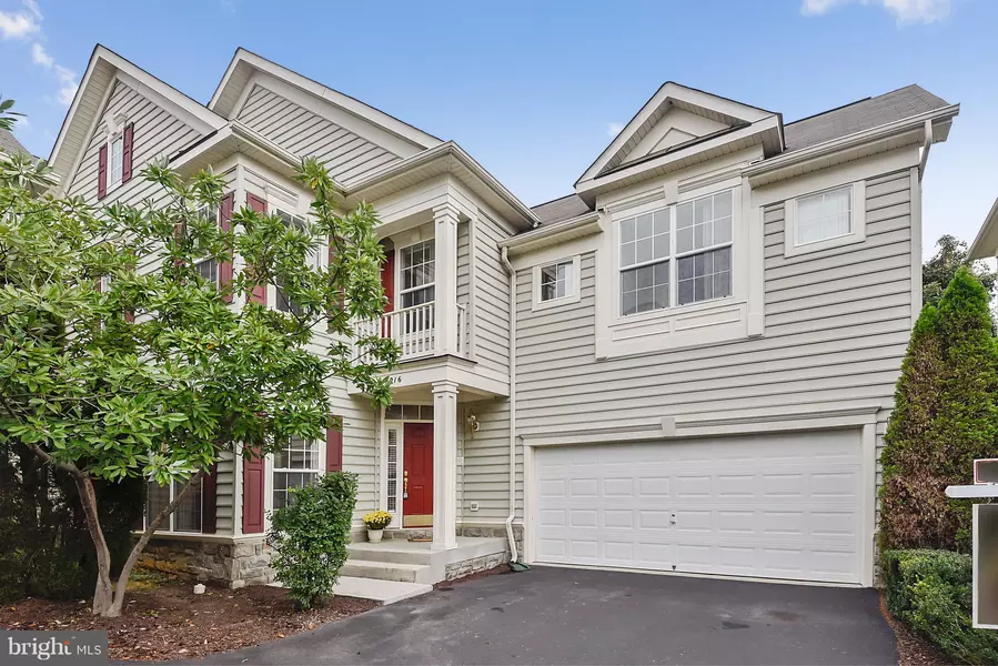 8216 LAUREL HEIGHTS LOOP, Lorton, VA 22079