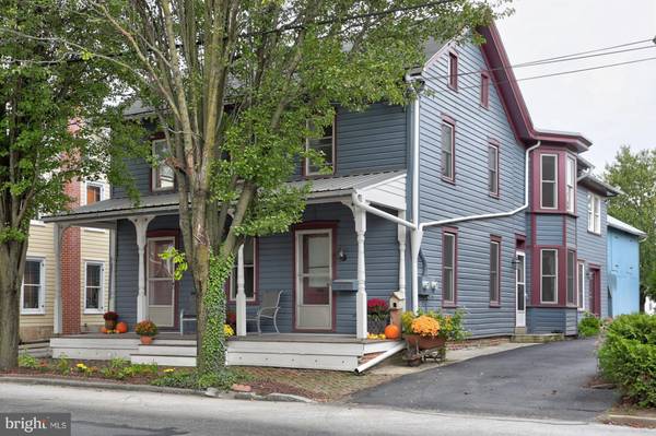 47 E MAIN ST, Strasburg, PA 17579