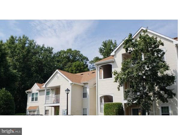 324 WALDEN CIR, Robbinsville, NJ 08691