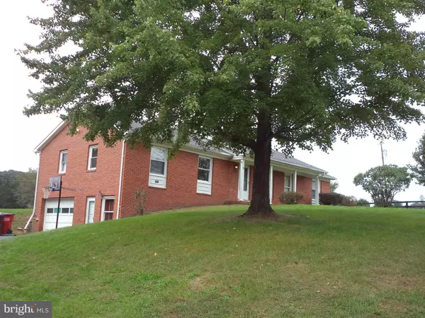 5056 SULPHUR SPRINGS RD, Kearneysville, WV 25430