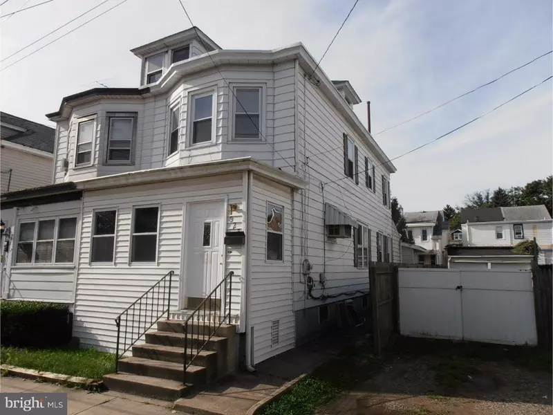 325 BERT AVE, Trenton, NJ 08629