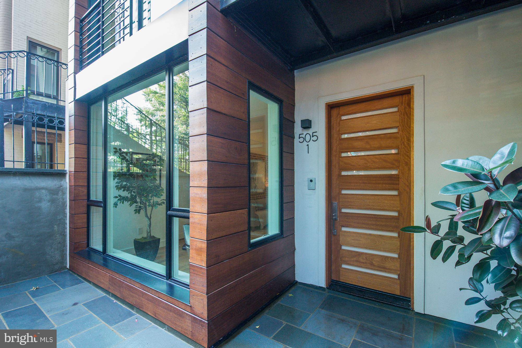 Washington, DC 20002,505 K ST NE #01