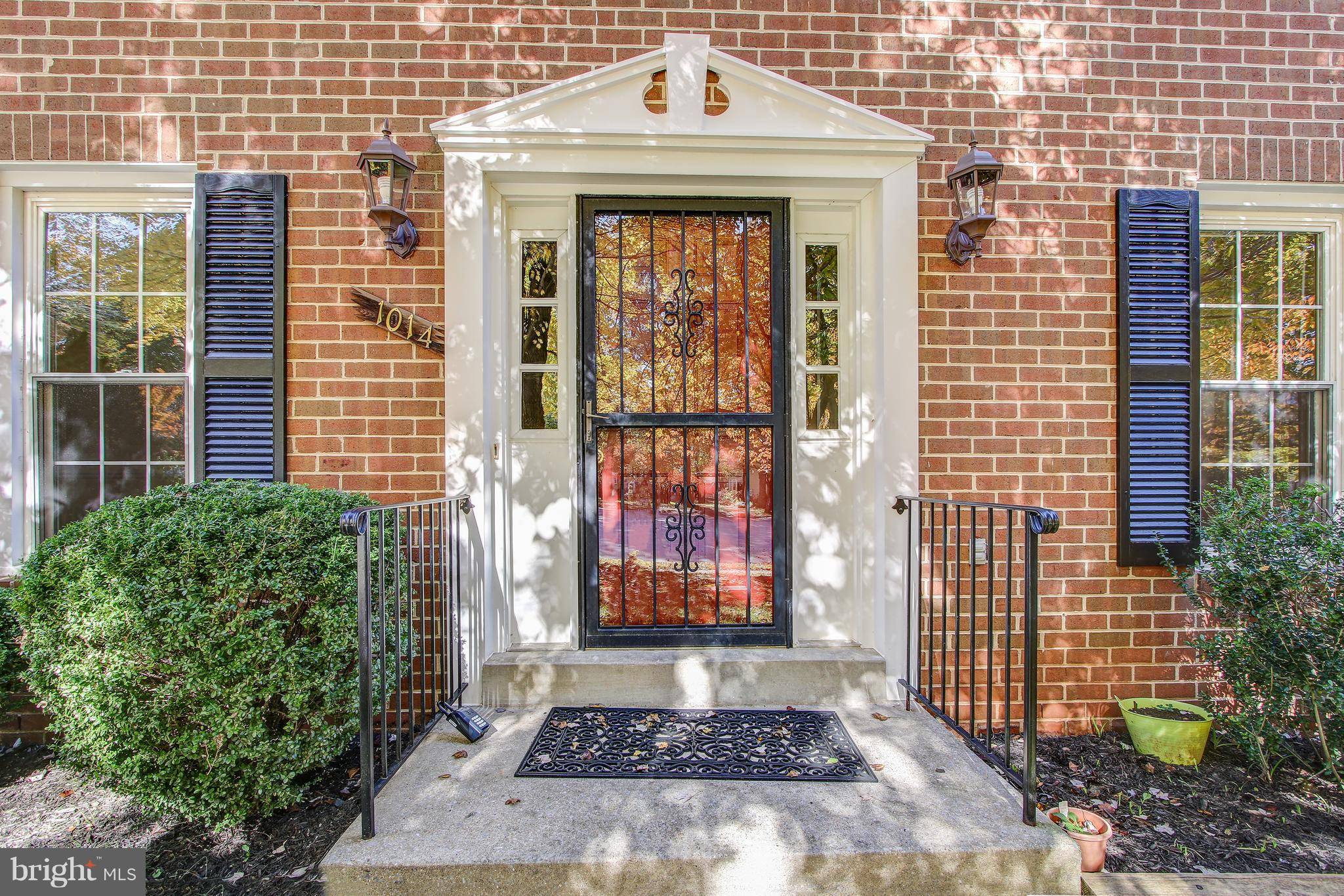 Rockville, MD 20850,1014 ASTER BLVD