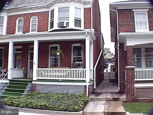 York, PA 17404,639 PENNSYLVANIA AVE