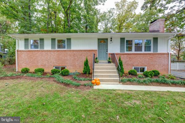 5017 GRAFTON ST, Alexandria, VA 22312