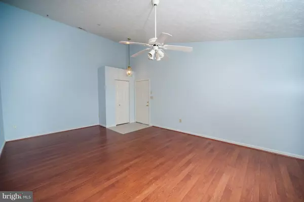 Odenton, MD 21113,700 ORCHARD OVERLOOK #301